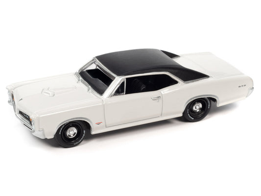 Pontiac GTO 1966 1/64