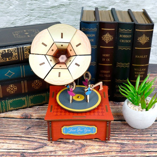 Phonograph Music Box