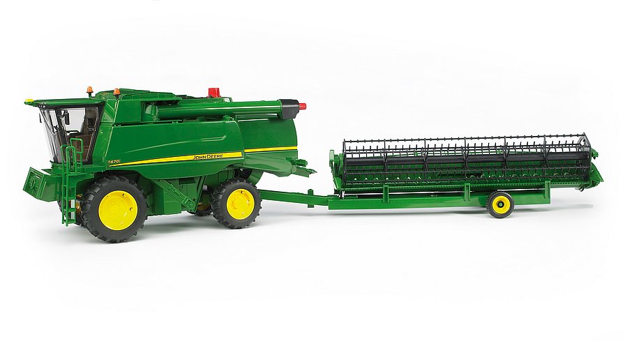 John Deere T670i Combine Harvester