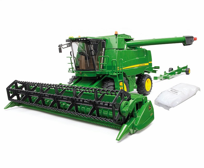 John Deere T670i Combine Harvester