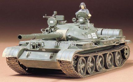 RUSSIAN T-62A TANK 1/35