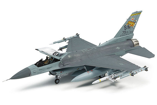 F-16CJ w/Full Equipment 1/72