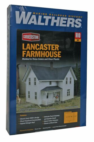 HO LANCASTER FARMHOUSE KIT