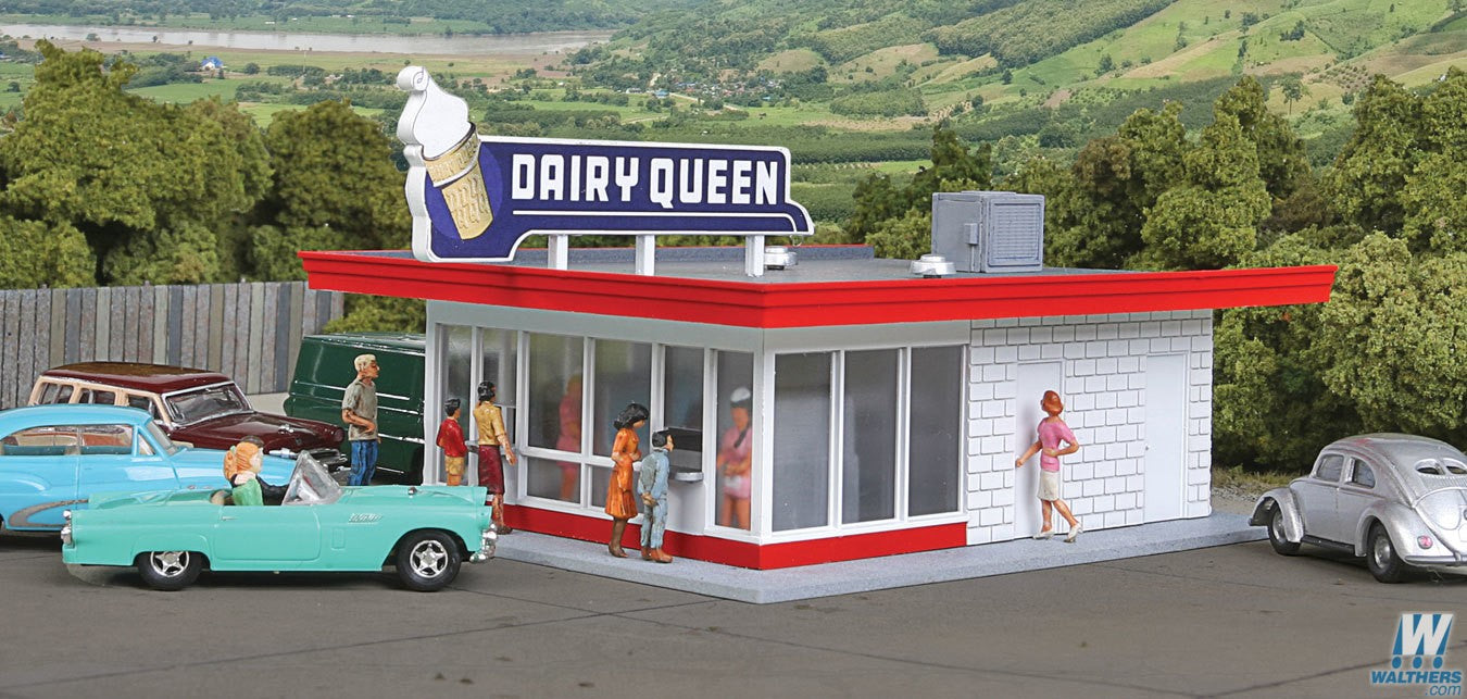 HO Vintage Dairy Queen Kit