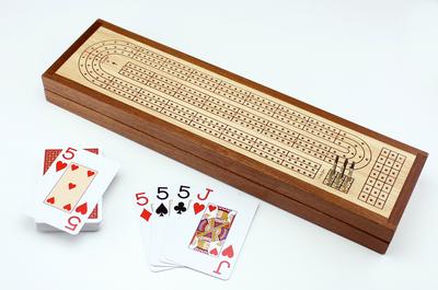 Cribbage Board with Piatnick Cards