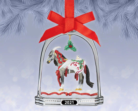 Arctic Grandeur Stirrup Ornament