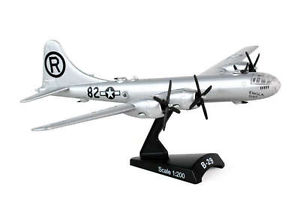 B-29 Superfortress "Enola Gay" 1/200