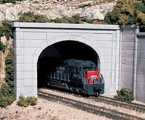 TUNNEL PORTAL DOUBLE TRACK